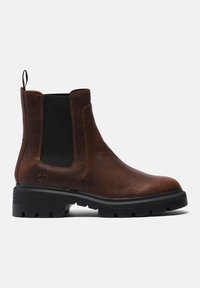 Bottine en cuir marron avec panneau latéral élastique noir et semelle épaisse en caoutchouc noir, conçue pour un usage décontracté ou robuste.