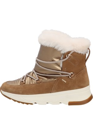 Botas de tobillo de ante marrón y tejido metálico con cuello de piel sintética, diseño de cordones, media suela blanca y suelas texturizadas.