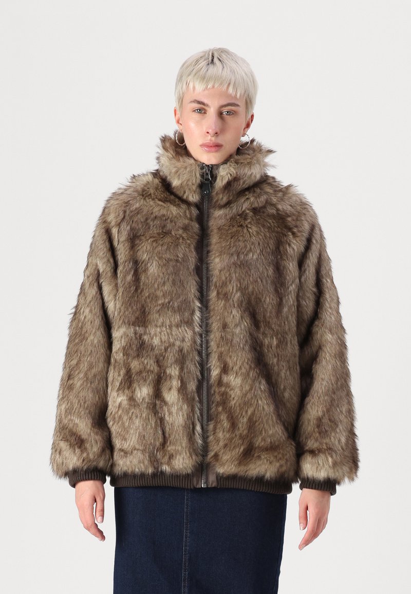 BDG Urban Outfitters MULVEY - Χειμωνιάτικο μπουφάν - sand