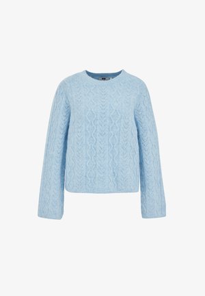 Svetlo modrý sveter s dlhými rukávmi, okrúhlym výstrihom a textúrovanými vzormi pleteniny v celom materiáli.