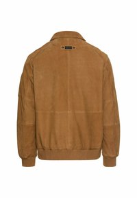 Brun læder bomberjakke med en glat tekstur, ribbede manchetter og krave. Har et bagmærke og elegante linjer i designet.