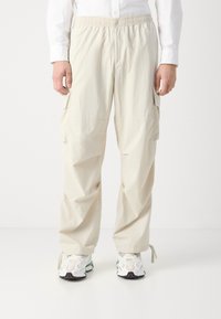 Lacoste Cargo hlače - hammam
