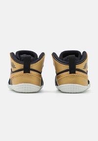 Jordan JORDAN 1 UNISEX - Prvé topánky - black/metallic gold/sail
