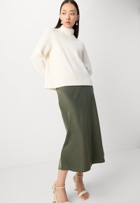 Lindex MARIA - Jupe trapèze - dark dusty khaki