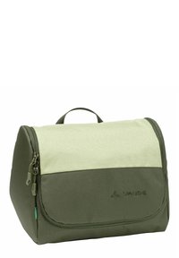 Trousse de toilette verte avec un panneau supérieur vert clair, de forme rectangulaire, en tissu texturé, fermeture à glissière et une poignée de transport supérieure. Logo visible.