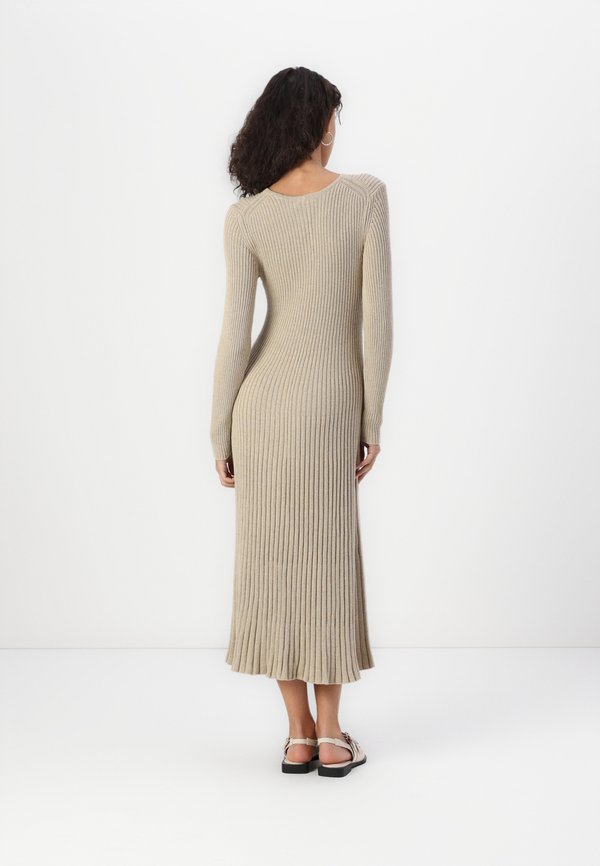 DRESS - Jumper dress - iconic khaki3