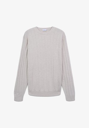 Hellbeige gestrickter Pullover mit gerippter Textur, Rundhalsausschnitt und langen Ärmeln. Schlichtes Design ohne zusätzliche Muster oder Akzente.