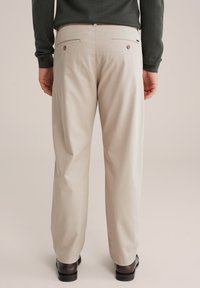 Van Gils Broek - greige