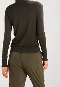 mint&berry Stickad tröja - dark green