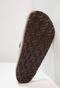 Birkenstock BOSTON SOFT FOOTBED - Mules - taupe