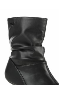 V73 NEW VENICE - Botines - nero