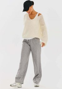 NAOKO Svetrík - off-white