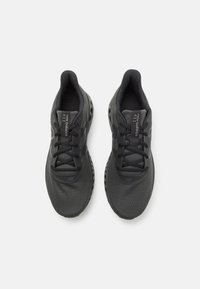 New Balance 411 - Løpesko for vei - black