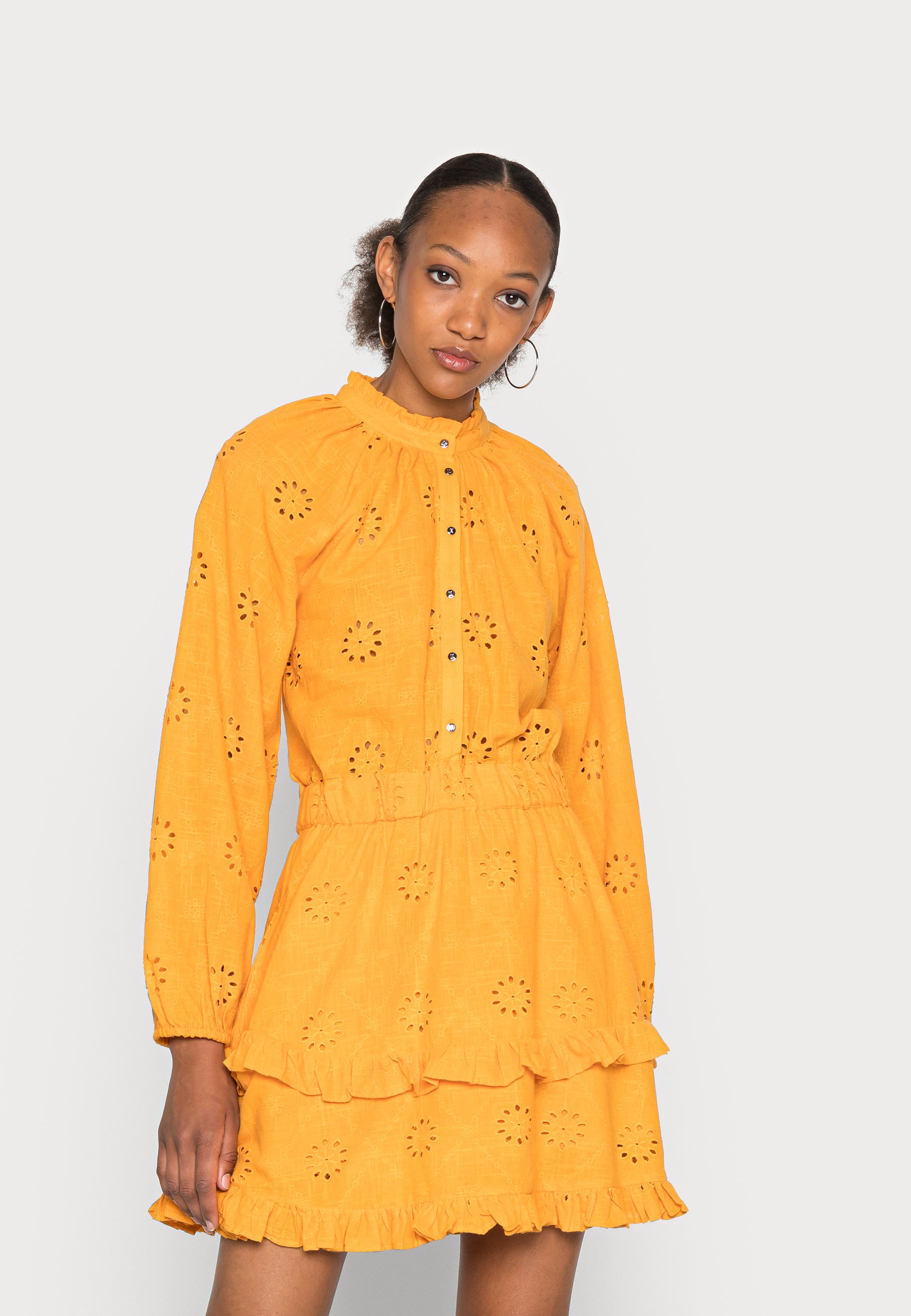 NIKKIE FAITH DRESS - Jurk - mango/oranje - Zalando.be