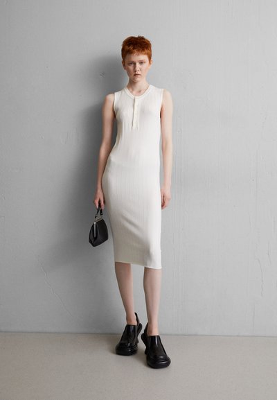 EDITHMARCEL SLEEVELESS SERAFINO DRESS - Φόρεμα-πουλόβερ - natural white