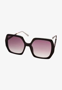 Nevybráno, black gold