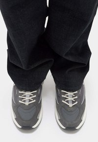 D.A.T.E. Sneakers basse - grigio