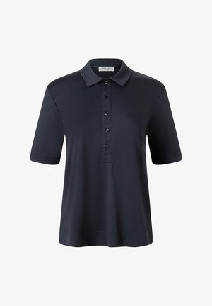 Marineblauwe polo met een gladde stof, voorzien van een kraagontwerp, korte mouwen en een knoopsluiting met donkere knopen.