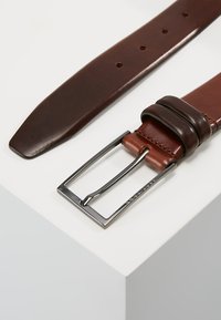 Thumbnail Image 3