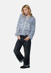 Emily van den Bergh - Kurtka wiosenna