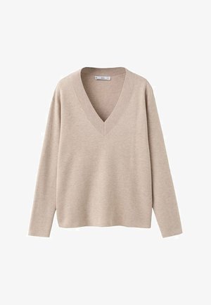 Beżowy, długi sweter z lekkim dekoltem w serek, z prążkowanym wykończeniem przy szyi i luźnym krojem, na białym tle.