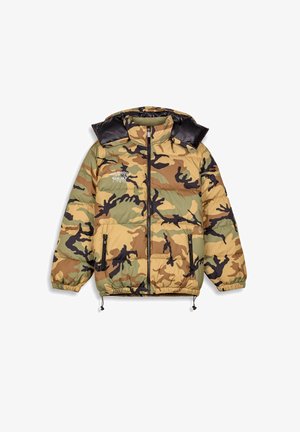 Grimey Chaqueta de invierno - camo