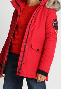 Superdry & Co Abrigo de invierno - red