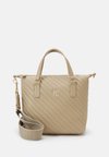 POPPY REFORM SMALL TOTE  - Borsa a mano - beige