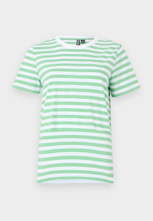 Vihreä-valkoinen raidallinen t-paita, joka on valmistettu pehmeästä kankaasta, sisältää lyhyet hihat ja pyöreän kaula-aukon, jossa on tasaisia vaakaraitoja ja sileä pinta.