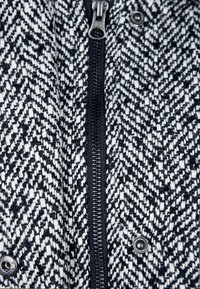 MAMALICIOUS Vinterfrakke - black