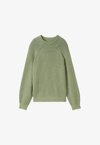 Unselected, pale bark green rib structure