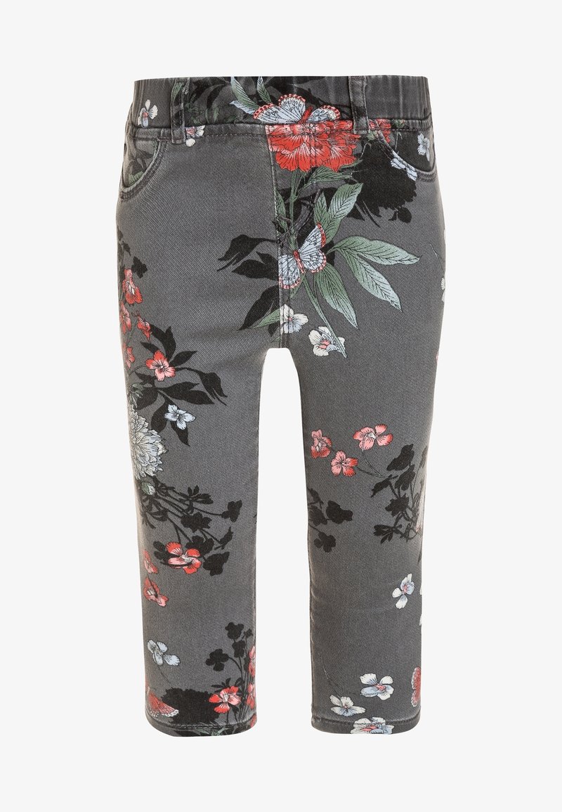 Pantalon gris avec imprimé floral et papillons en rouge, blanc et vert, avec poches avant et passants pour ceinture.