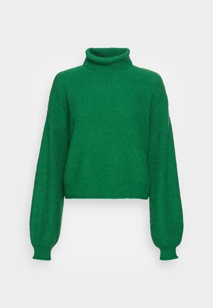 Grüner gestrickter Rollkragenpullover mit langen, aufgepufften Ärmeln sowie gerippten Bündchen und Saum, präsentiert auf einem einfarbigen hellen Hintergrund.