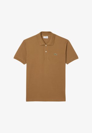 Hnedé polokošeľa z bavlnenej látky, s gombíkovou légou a zeleným logom Lacoste. Krátke rukávy a klasický strih.
