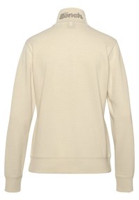 Thumbnail Image 6