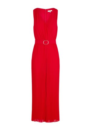 Rode, mouwloze jumpsuit met een wikkeldesign en geplooide textuur; heeft een strakke taille met een ronde riemsluiting en een rits aan de achterkant.