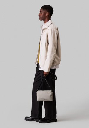 BUSINESS TECH CAMERA BAG - Sac bandoulière - rock ridge