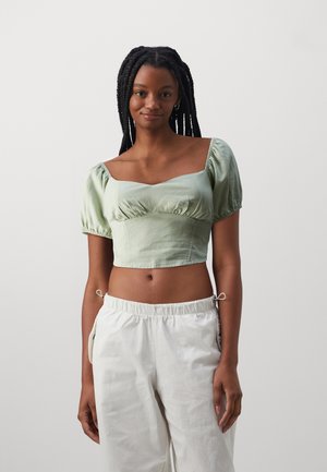 RUCHED BUST - T-shirt med print - desert sage