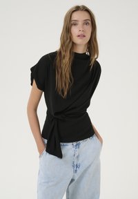 My Essential Wardrobe SANDY - Blůza - black