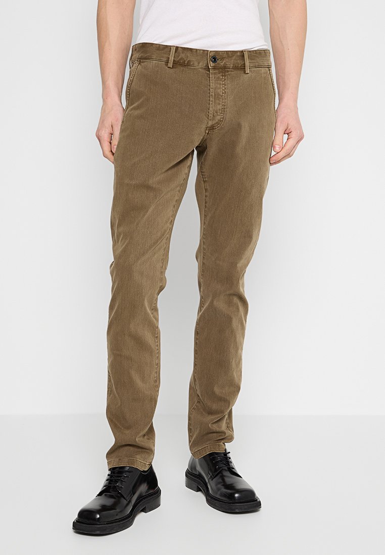 Denham Chino bruin