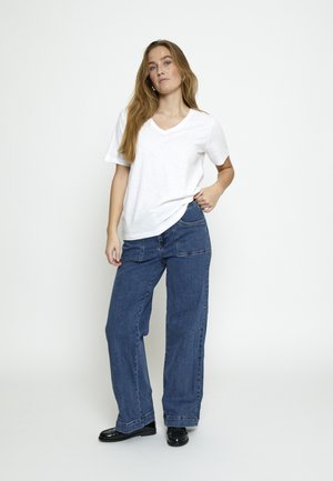 Minus, MILETI V-NECK TEE - Basic T-shirt - white