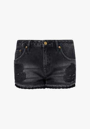 Shorts de mezclilla negra con parches desgastados, botones de hardware dorados y detalle de dobladillo en forma de ondas. Cuenta con bolsillos delanteros y un acabado desgastado.