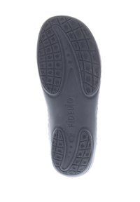 Black rubber shoe sole with textured grooves and a patterned grip. Features branding "FIDELIO" and a size indication "36."