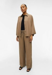 Object OBJTILDA TALULA LONG NOOS - Housut - fossil