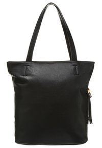 Sac fourre-tout en similicuir noir avec deux longues anses, un design minimaliste, une texture lisse et un détail de pampille sur le côté.