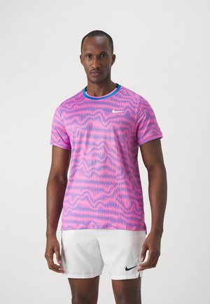 hot pink nike shirt mens