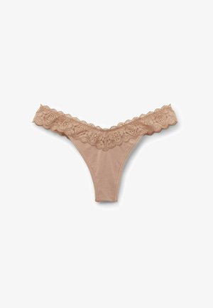 Naga bielizna w majteczkach typu thong z kwiecistą koronkową tasiemką; miękka tkanina, kształt V, falbany i misterny haftowany wzór.