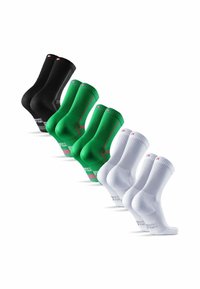 Cinco pares de calcetines en colores negro, verde y blanco. Textura acanalada, de longitud media, con acentos en contraste y logotipos cerca del tobillo.