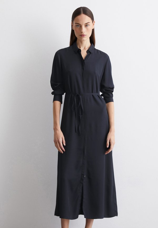 CLEAN LOOK - Shirt dress