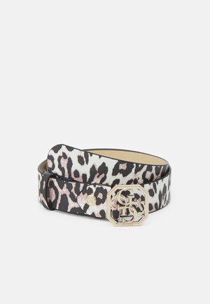 Ceinture en cuir enroulée avec imprimé léopard noir, blanc et rose et boucle octogonale dorée avec les initiales de la marque superposées.